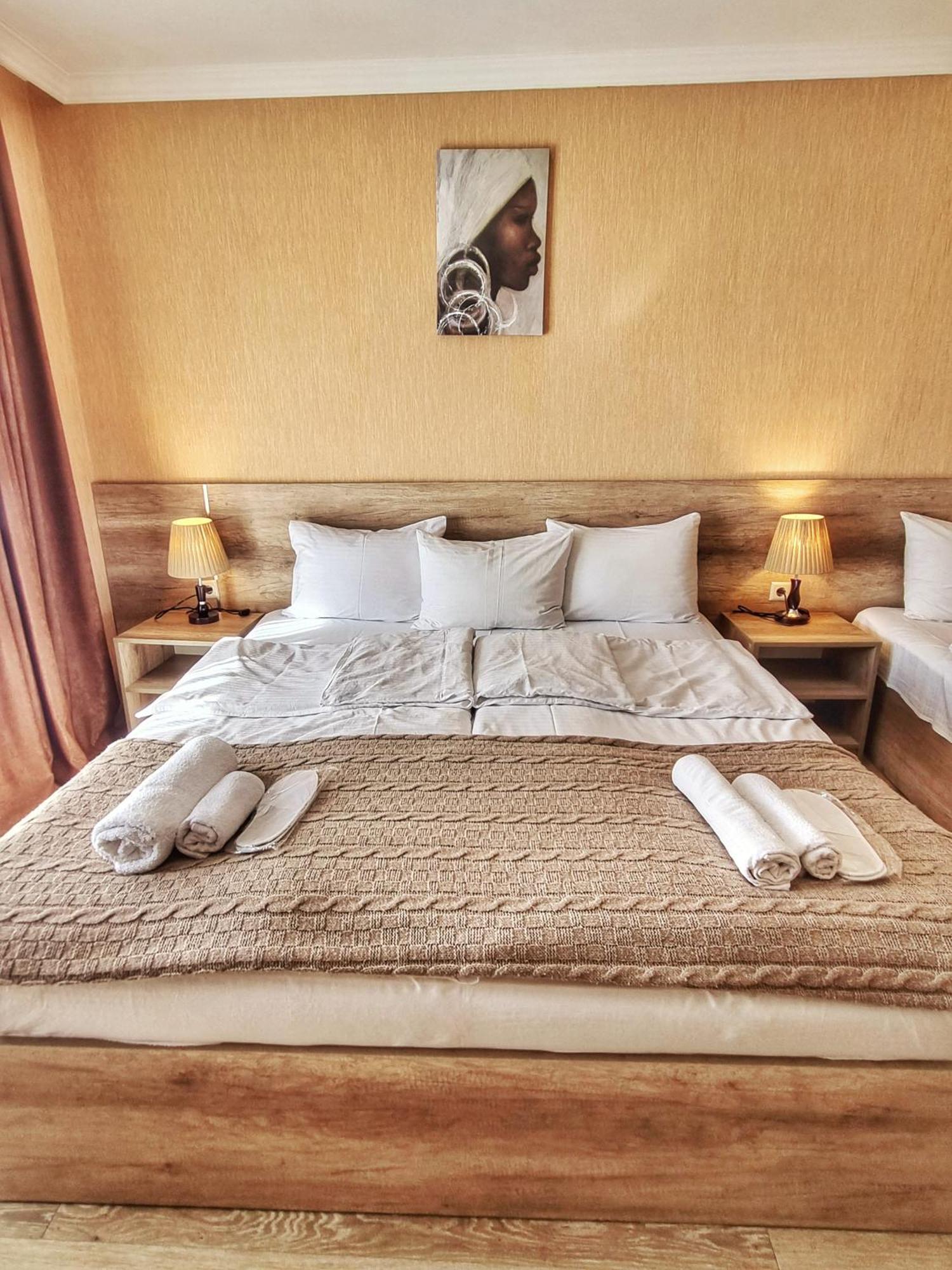 Hotel Sunshine Kazbegi Esterno foto