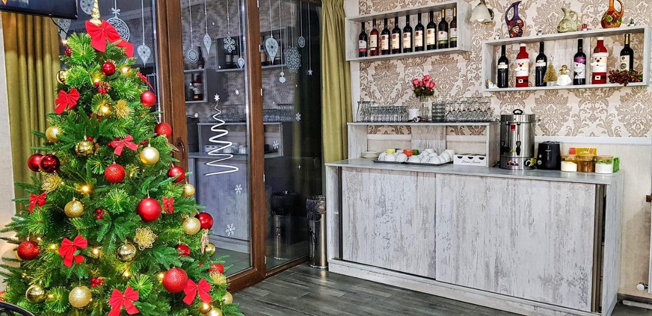 Hotel Sunshine Kazbegi Esterno foto